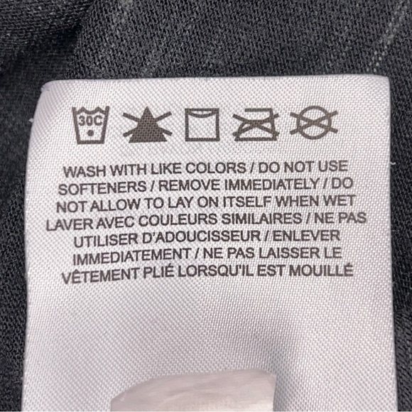 XS NIKE DRI FIT TANK BLACK GREY TOP SLEEVELESS STRETCH ATHLETIC ACTIVEWEAR - Picture 11 of 11